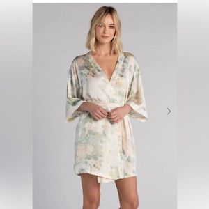 Jenny Yoo Isabella Robe
